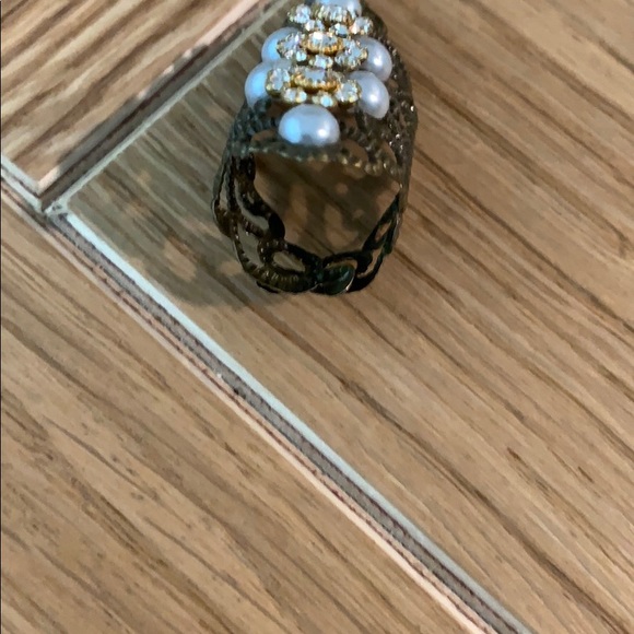 Women’s Rings - Picture 2 of 4